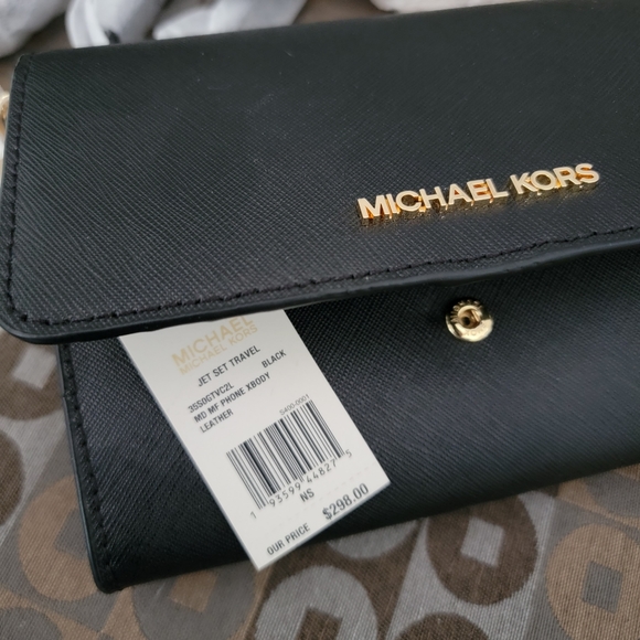 NWT Michael Kors Clutch - Picture 5 of 7